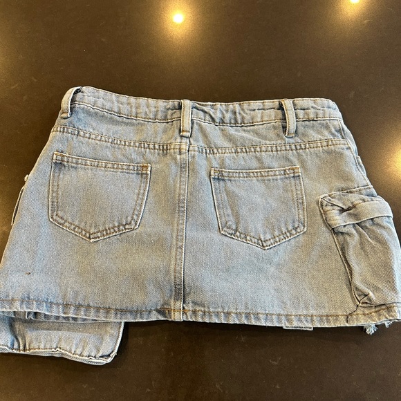 NEVER WORN Angles Denim Skirt - Picture 2 of 3